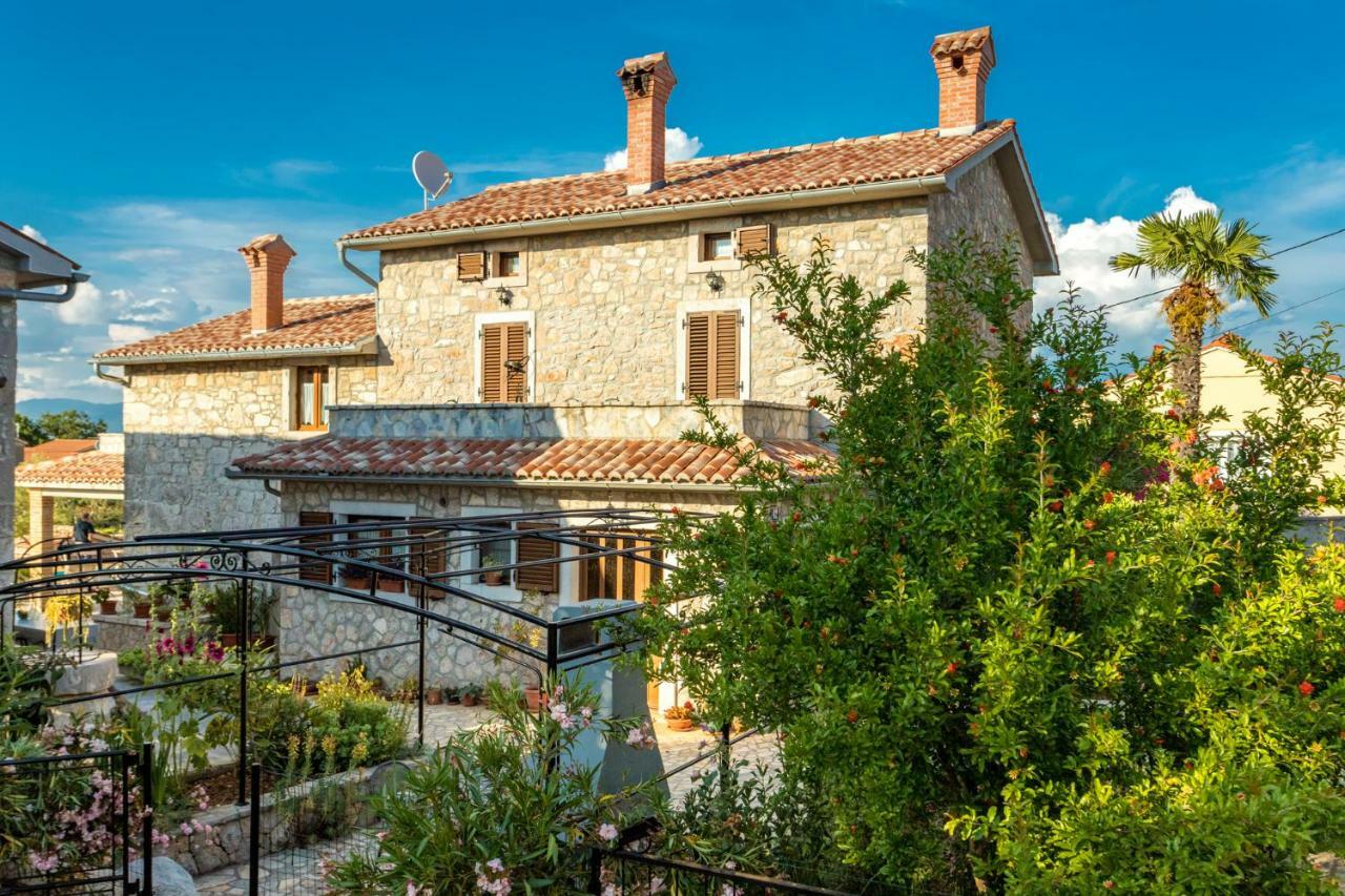 Country Villa St Anton Malinska Ngoại thất bức ảnh