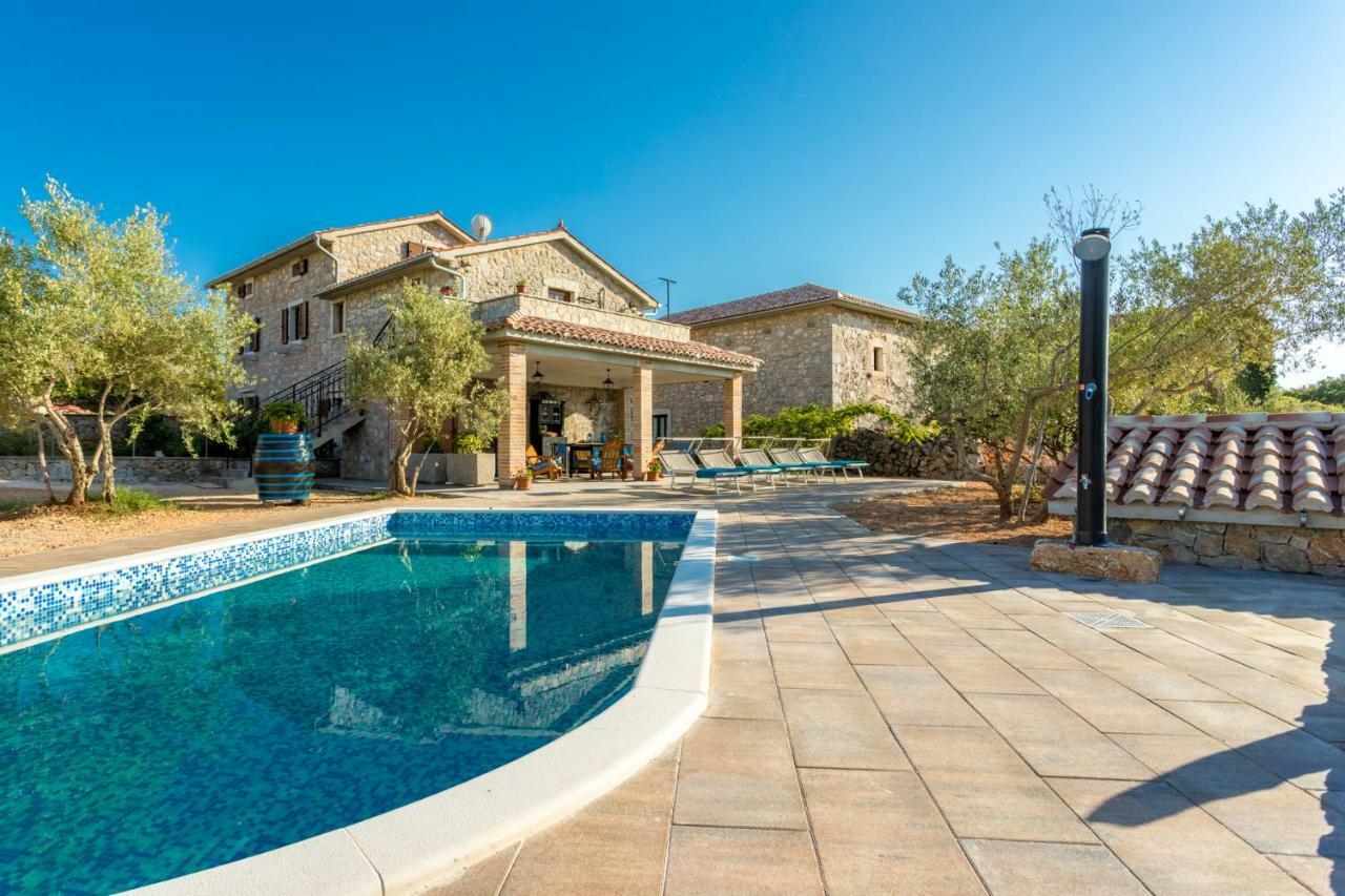 Country Villa St Anton Malinska Ngoại thất bức ảnh